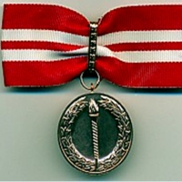 Medalii & Ordine Româneşti. 1989 - 2004.