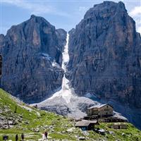 Cabane alpine din Dolomiti in patrimoniul mondial UNESCO