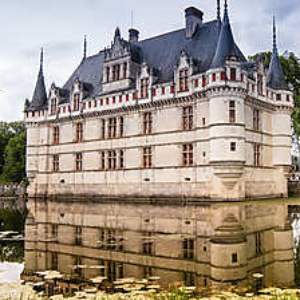 58 châteaux au bord  de la Loire