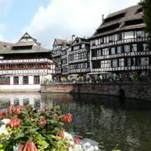 Strasbourg la magnifique et romantique capitale Alsacienne