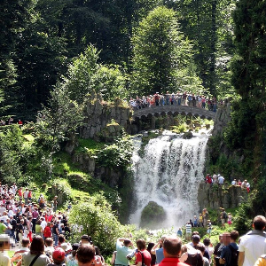 Kassel. Parcul  montan Wilhelmshöhe.