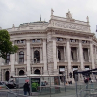 Viena - III -  47 Burgtheater & Parlament