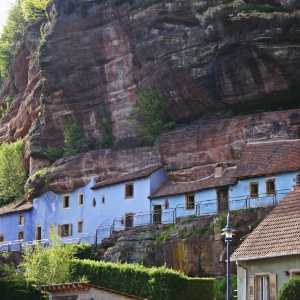 Maisons des rochers de Graufthal en Alsace