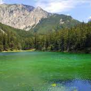 L'étonnant Lac Vert
